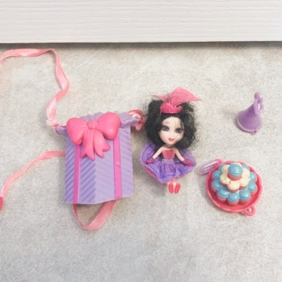 Vintage Rare LIKE NEW Cute Doll Birthday Party Doll Purple and Pink - Picture 1 of 3